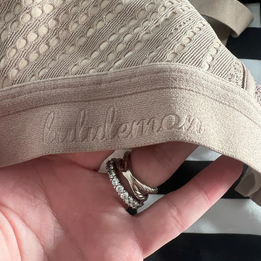 Lululemon Awake to Lace Bra Bundle – 34D – Cream & Black – Like New - Picture 6 of 9
